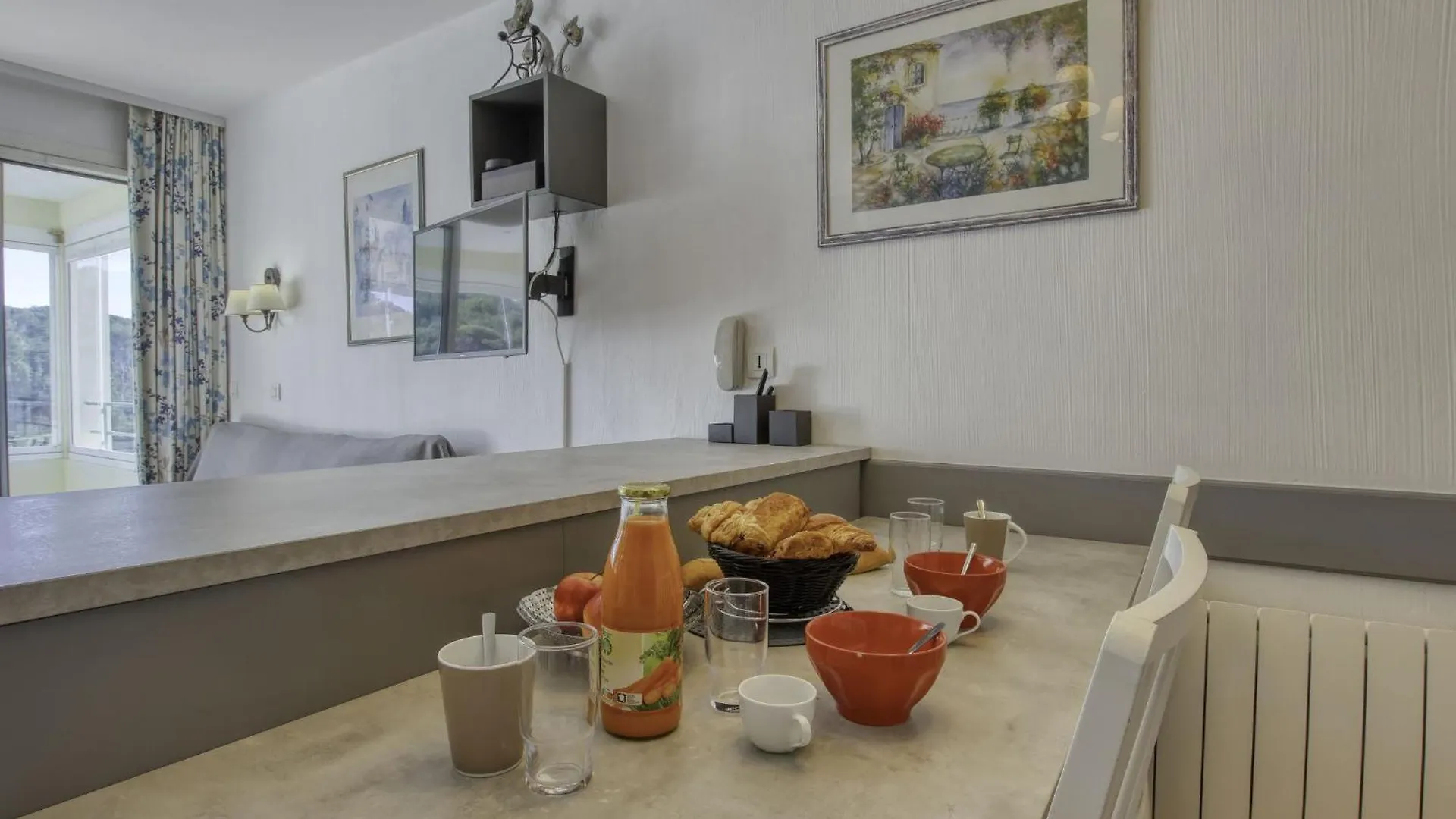 Apartment Les Rivages De Coudouliere-2 By Interhome Six-Fours-les-Plages