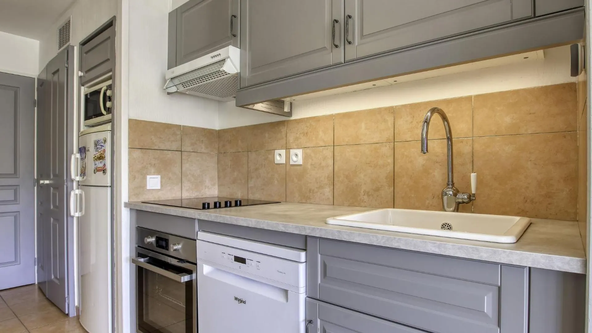 Apartment Les Rivages De Coudouliere-2 By Interhome Six-Fours-les-Plages